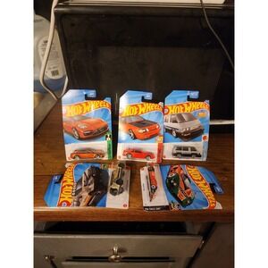Set Of 5‎ New Hot Wheels Collectible Die Cast Cars, Sealed Rare